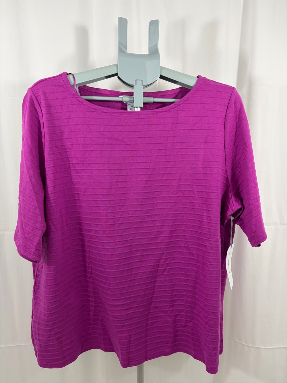 NWT Liz Claiborne Women’s Size 1X Purple Short Sleeve Tee